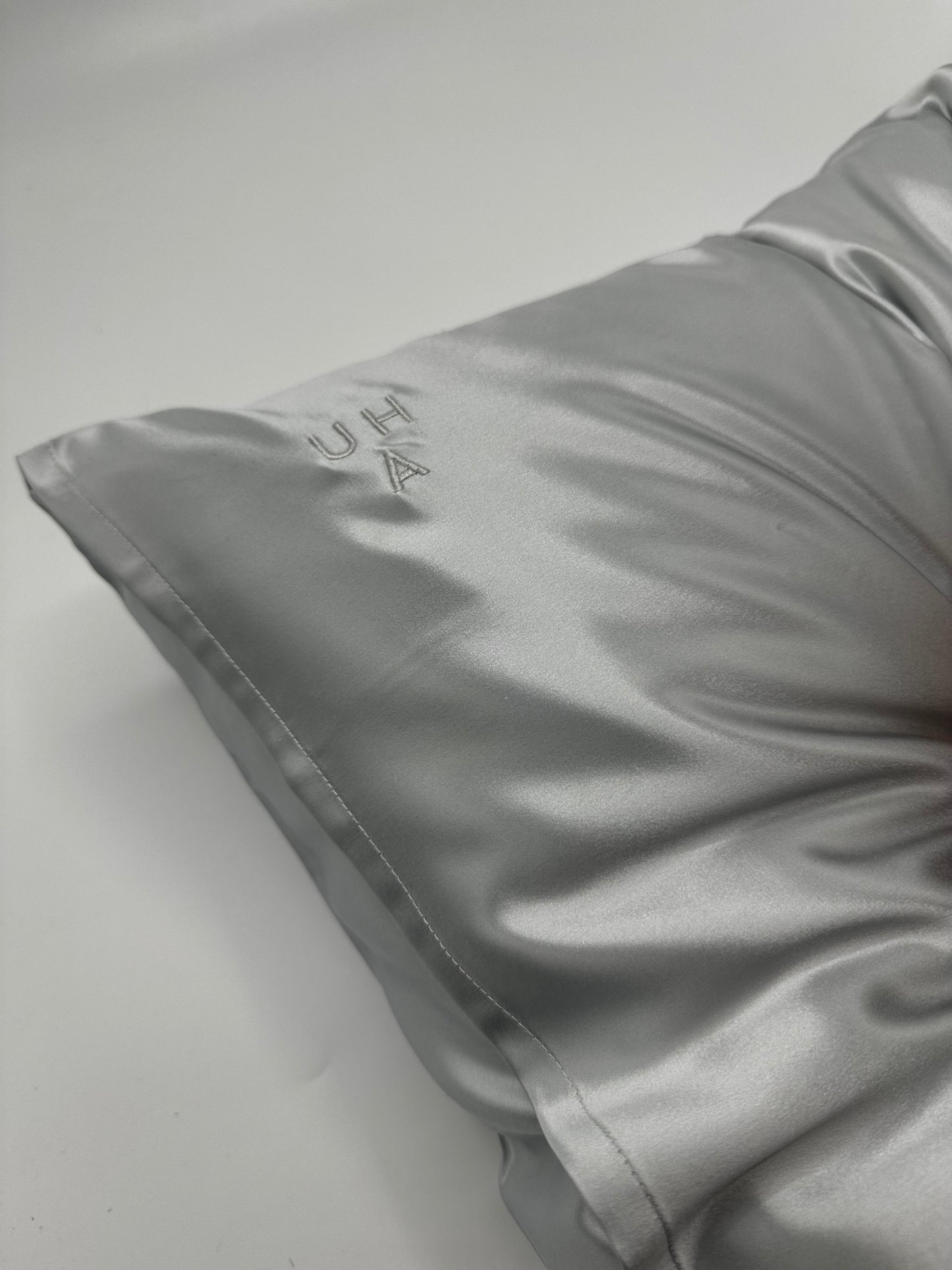 SILK PILLOWCASE - GREY - 22 MOMME